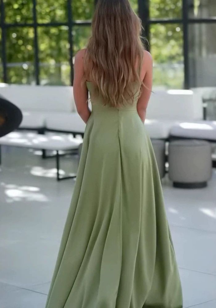 Robe cérémonie vert sauge